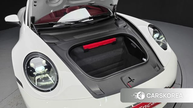 Porsche 911(992) id 5047718 из Кореи 28