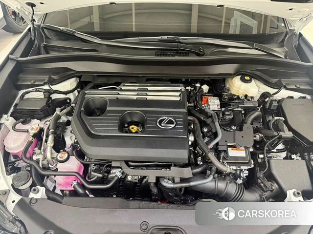 Lexus UX300h id 4947061 из Кореи 9