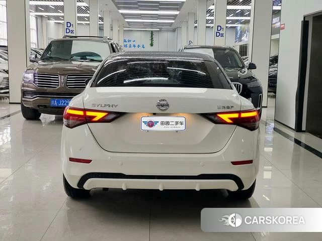 Nissan Sylphy 2023 Белый из Китая, фото 6