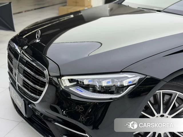 Mercedes-Benz S-Class 2025 Черный из Китая, фото 6