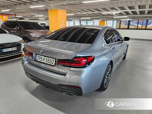 BMW 5 Series (G30) id 5040189 из Кореи 16