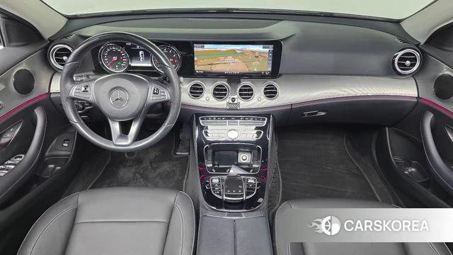 Mercedes-Benz E-Class W213 id 4937730 из Кореи 28