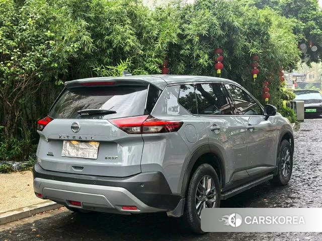 Nissan X-Trail 2022 Темно-серый из Китая, фото 6