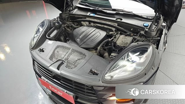 Porsche Macan id 4930575 из Кореи 31