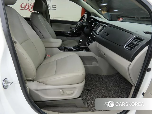 Kia The New Carnival id 4998430 из Кореи 16
