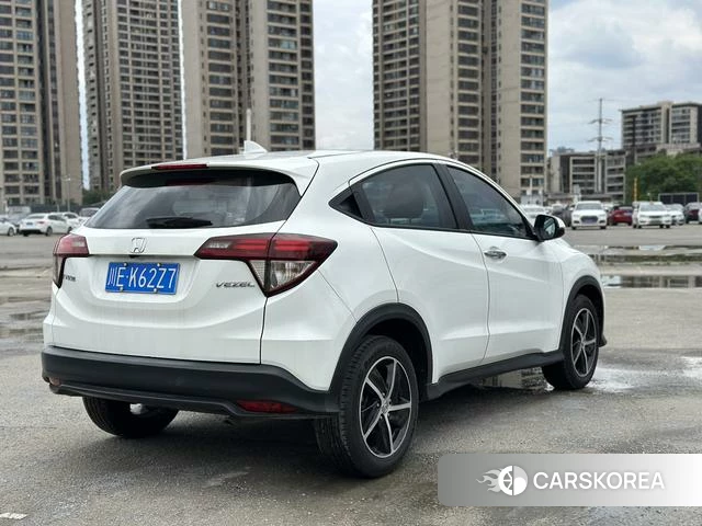 Honda Vezel 2021 Белый из Китая, фото 6