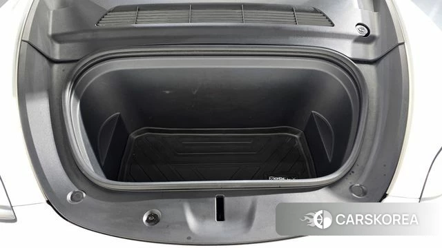 Tesla Model Y id 4881625 из Кореи 16