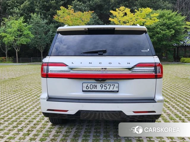 Lincoln Navigator 4th generation id 4887333 из Кореи 16