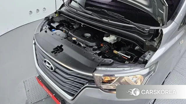 Hyundai The New Grand Starex id 2249744 из Кореи 16