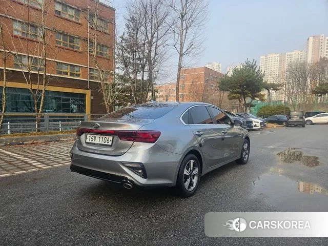 Kia Come New K3 id 3526150 из Кореи 16