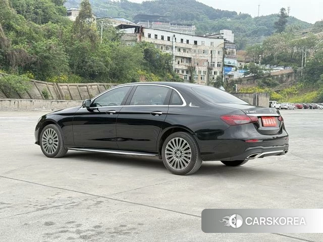 Mercedes-Benz E-Class 2022 Черный из Китая, фото 6