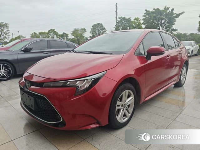 Toyota Levin 2021 Красный из Китая, фото 6