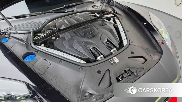 Porsche Panamera (976) id 4995397 из Кореи 31