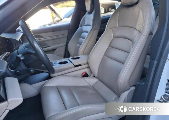 Porsche Taycan id 5040971 из Кореи 14