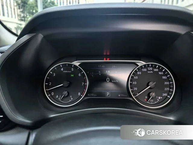 Nissan Sylphy 2025 Белый из Китая, фото 6