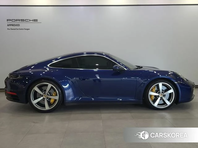Porsche 911(992) id 4947202 из Кореи 15