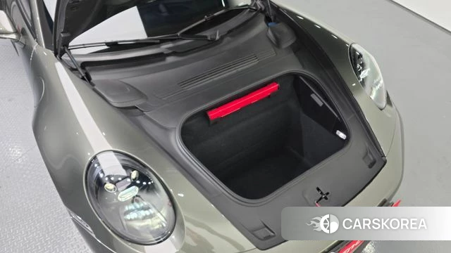 Porsche 911(992) id 4779321 из Кореи 16