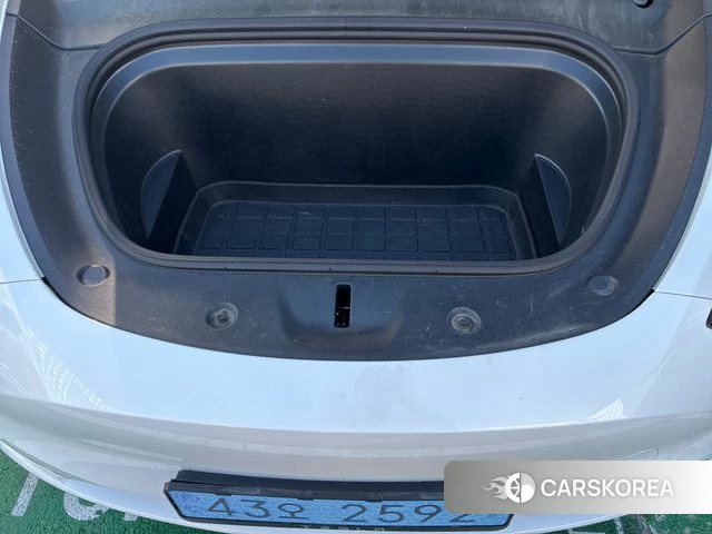 Tesla Model Y 2024 Белый из Кореи, фото 6
