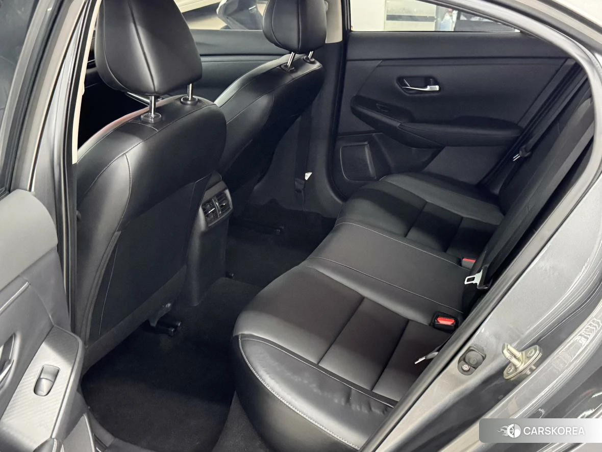 Nissan Sylphy 2021 Темно-серый из Китая, фото 6