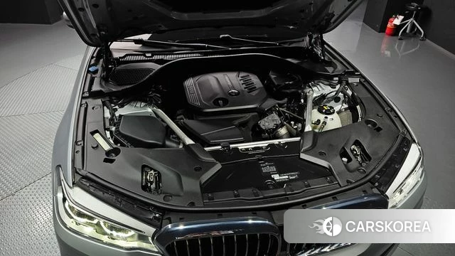 BMW 5 Series (G30) id 4977240 из Кореи 31