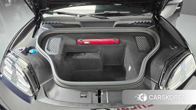 Porsche Makan EV id 5045519 из Кореи 36