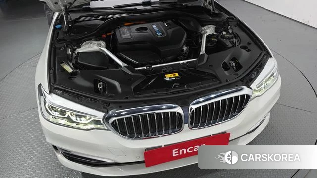 BMW 5 Series (G30) id 5018366 из Кореи 34