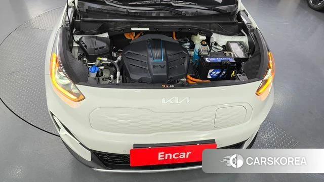 Kia Niro Plus id 5033900 из Кореи 16