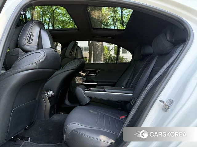 Mercedes-Benz C-class 2024 Белый из Китая, фото 6