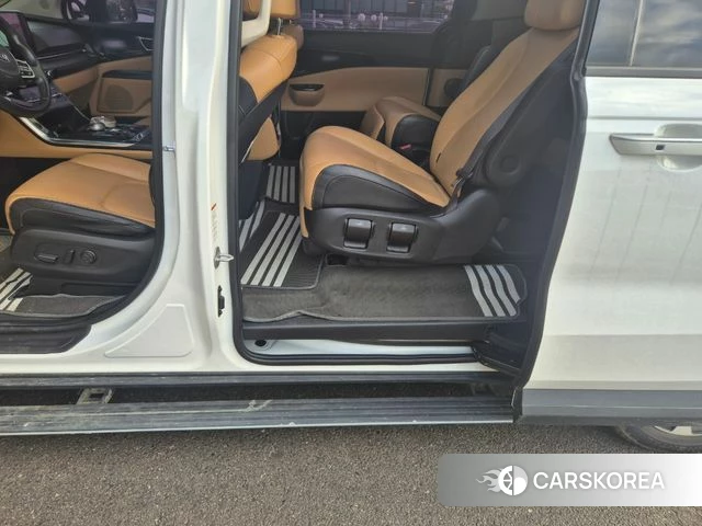 Kia Carnival 4th generation 2021 Белый из Кореи, фото 6