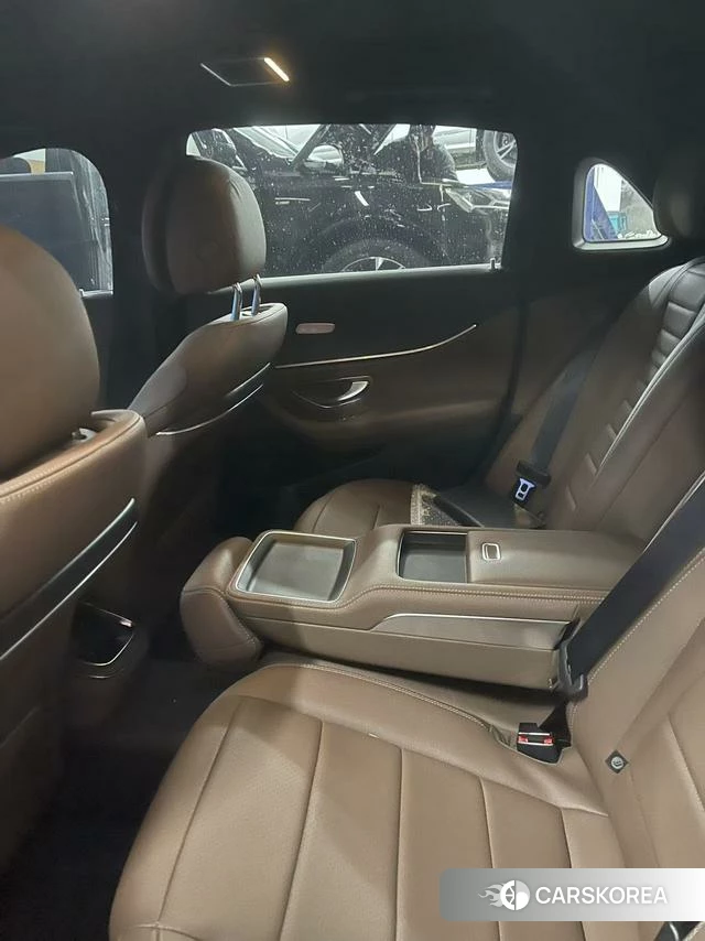 Mercedes-Benz E-Class 2021 Черный из Китая, фото 6