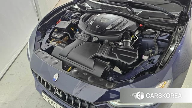 Maserati Ghibli id 4931121 из Кореи 16