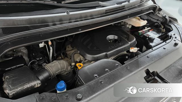 Hyundai The New Grand Starex id 4992918 из Кореи 26