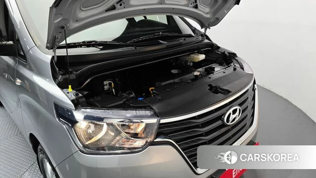 Hyundai The New Grand Starex id 4959340 из Кореи 26