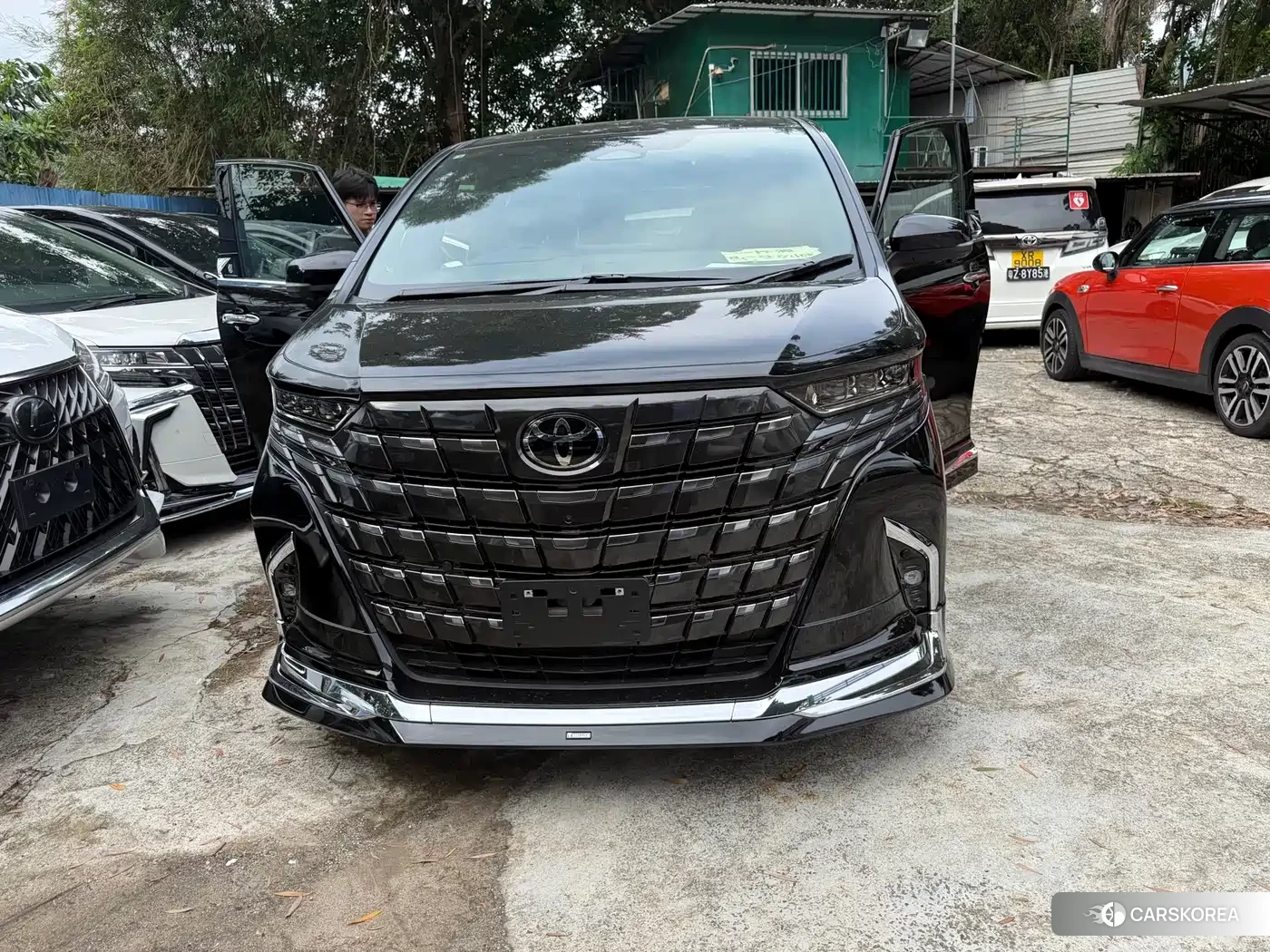 Toyota Alphard 2025 Черный из Китая, фото 6