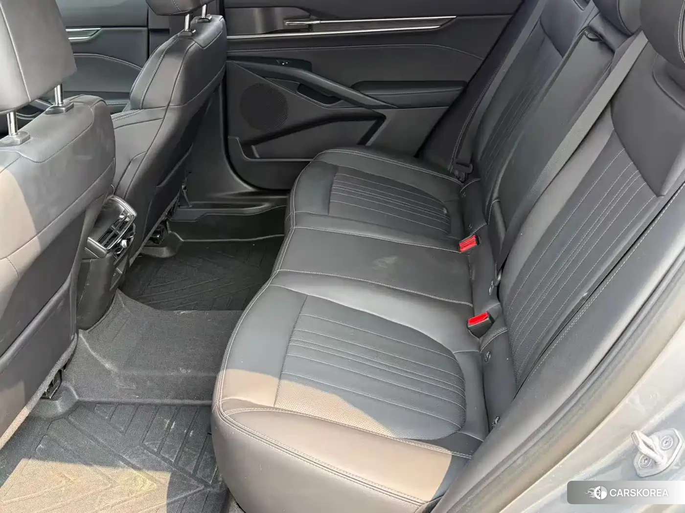Ford Mondeo 2026 Silver/gray из Китая, фото 6