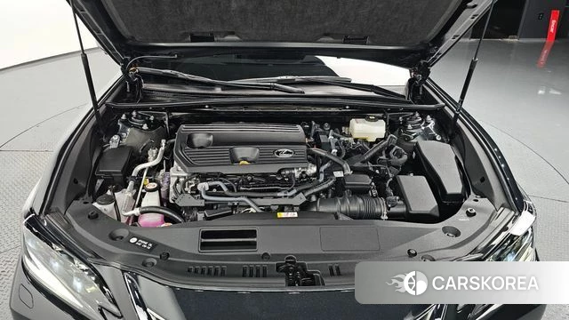 Lexus ES300h 7th generation id 4979999 из Кореи 16