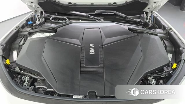 BMW i7 (G70) id 4995429 из Кореи 33