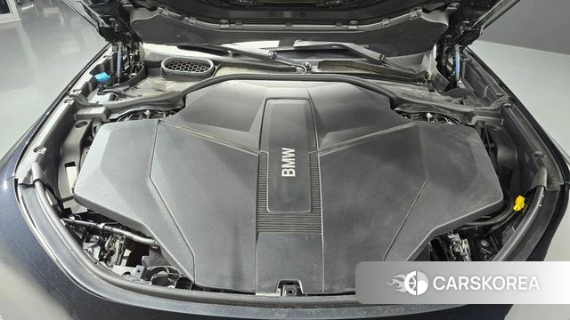 BMW i7 (G70) id 4724840 из Кореи 16