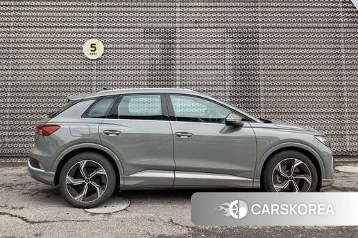 Audi Q4 2024 Темно-серый из Китая, фото 6