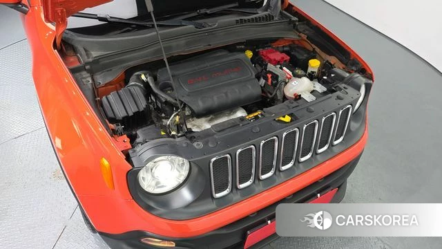 Jeep Renegade id 4993536 из Кореи 34