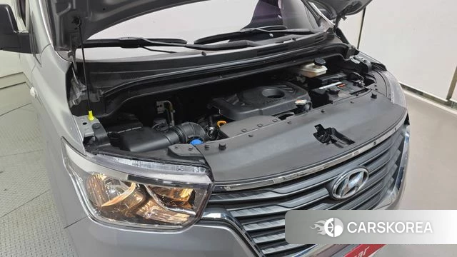 Hyundai The New Grand Starex id 4978045 из Кореи 16