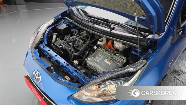 Toyota Prius C id 4907638 из Кореи 16
