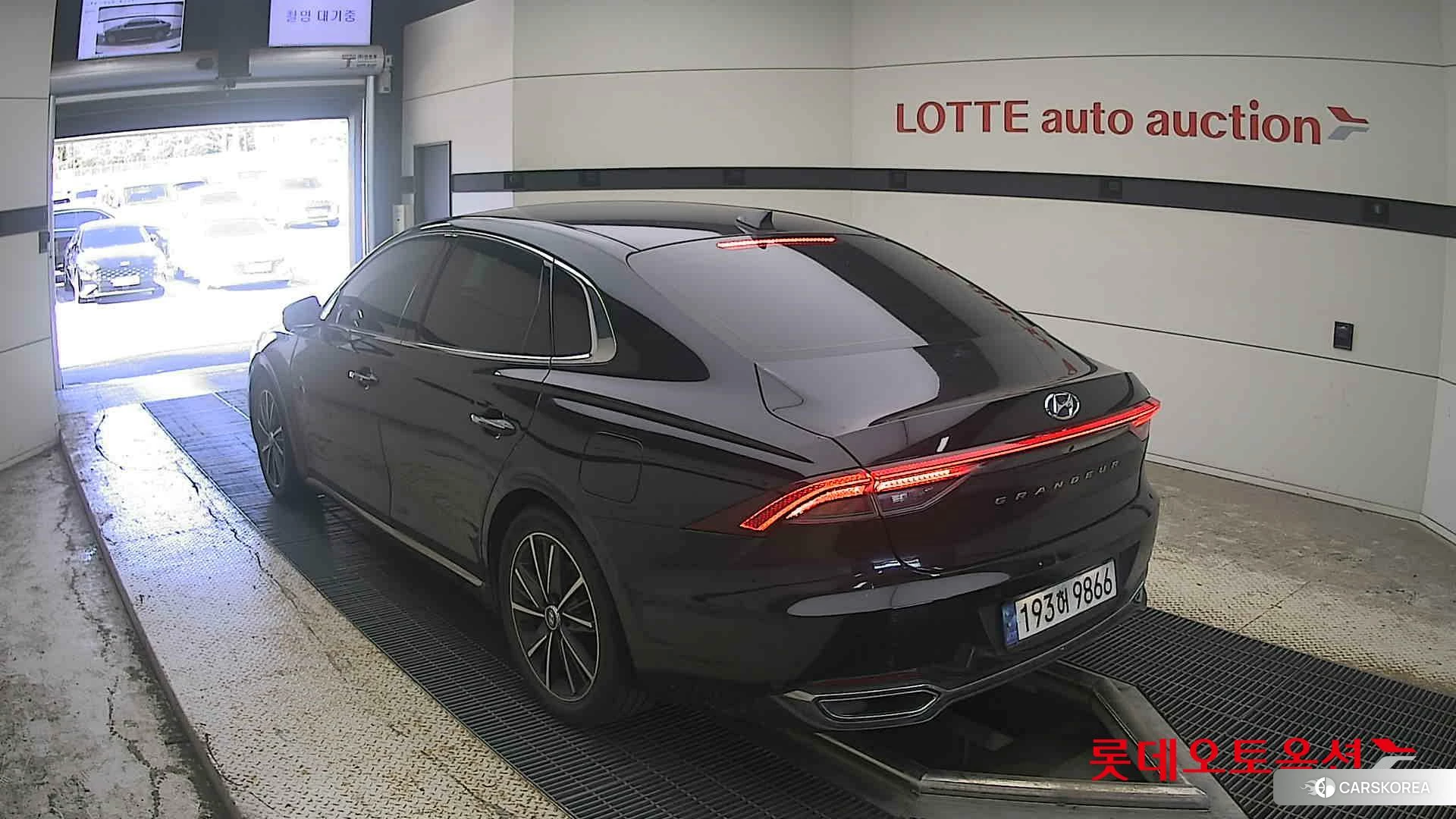 Hyundai Grandeur id 4990001 из Кореи 34