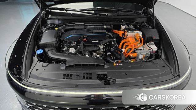 Hyundai Grandeur Hybrid (GN7) id 5046405 из Кореи 16