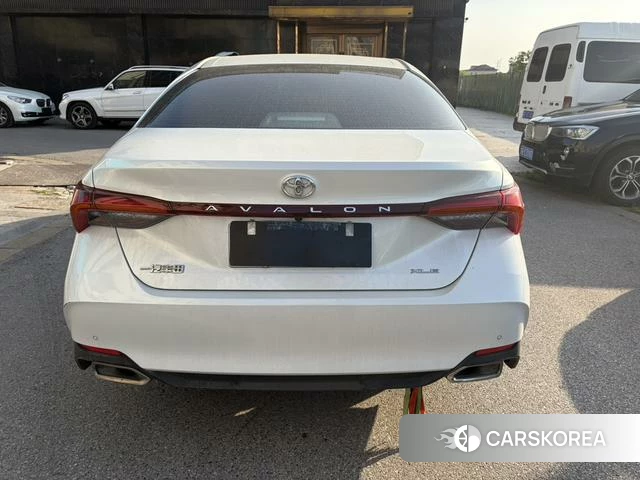 Toyota Avalon 2021 Белый из Китая, фото 6