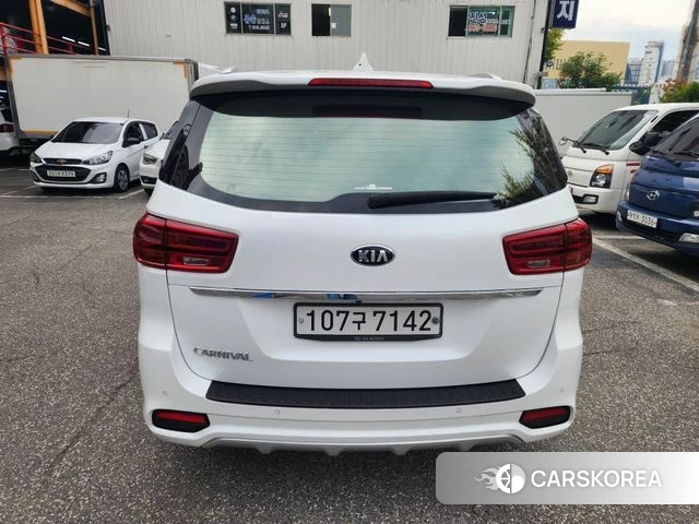 Kia The New Carnival id 5028855 из Кореи 16