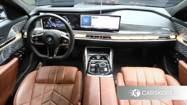 BMW 7 Series (G70) id 5020930 из Кореи 28