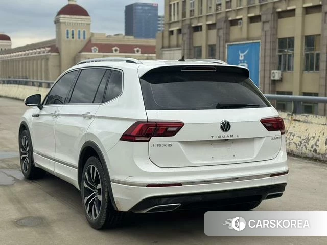 Volkswagen Tiguan L 2021 Белый из Китая, фото 6
