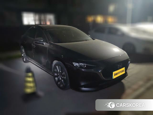 Mazda 3 2021 Темно-серый из Китая, фото 6
