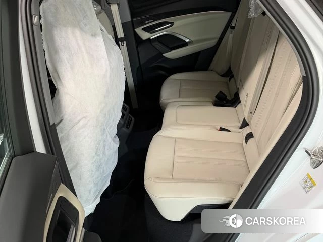 Audi Q5 (80A) 2026 Белый из Кореи, фото 6